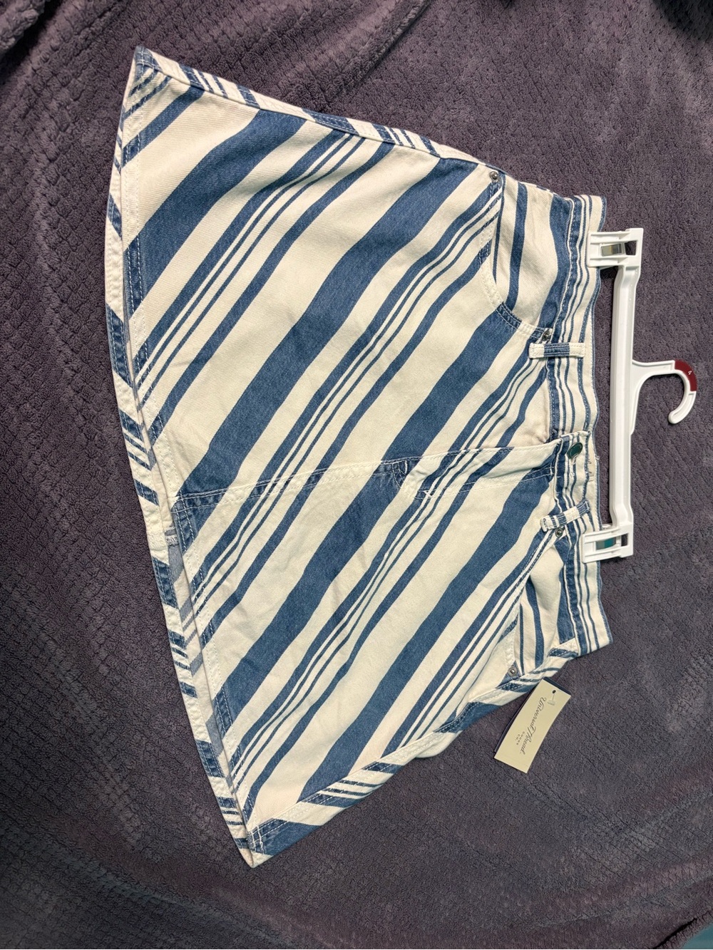 Universal Thread Blue & White Striped Skort